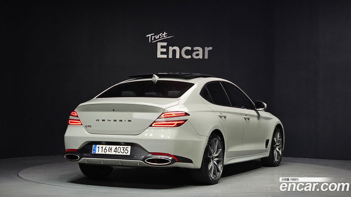 Genesis G70 2024