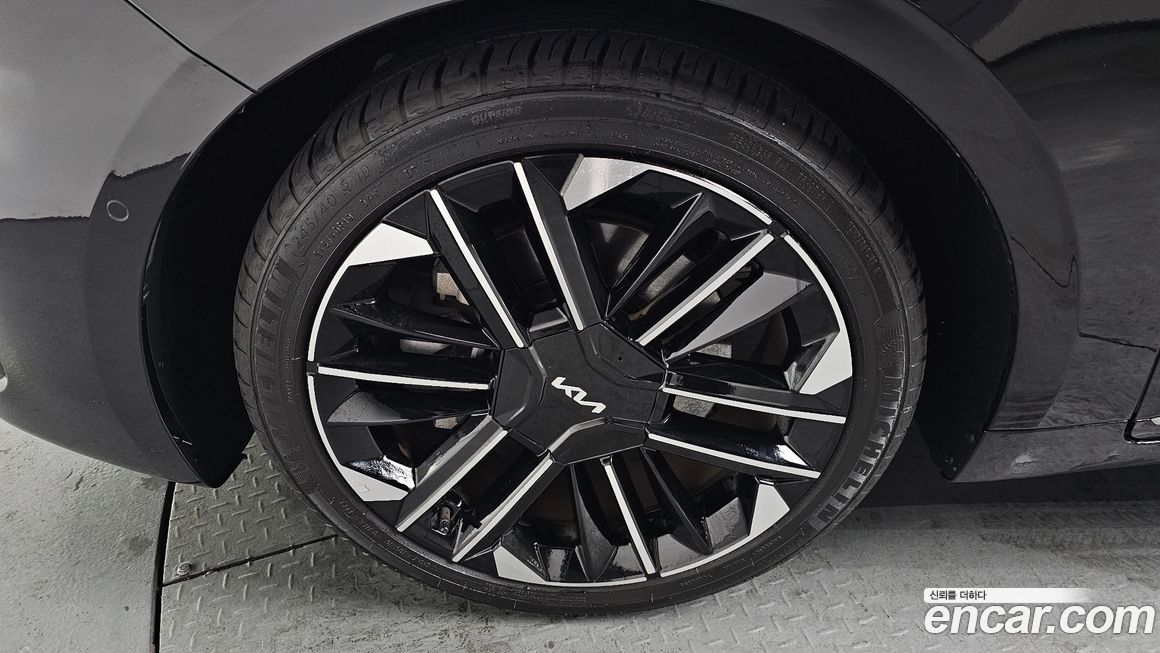 Kia K8 2025