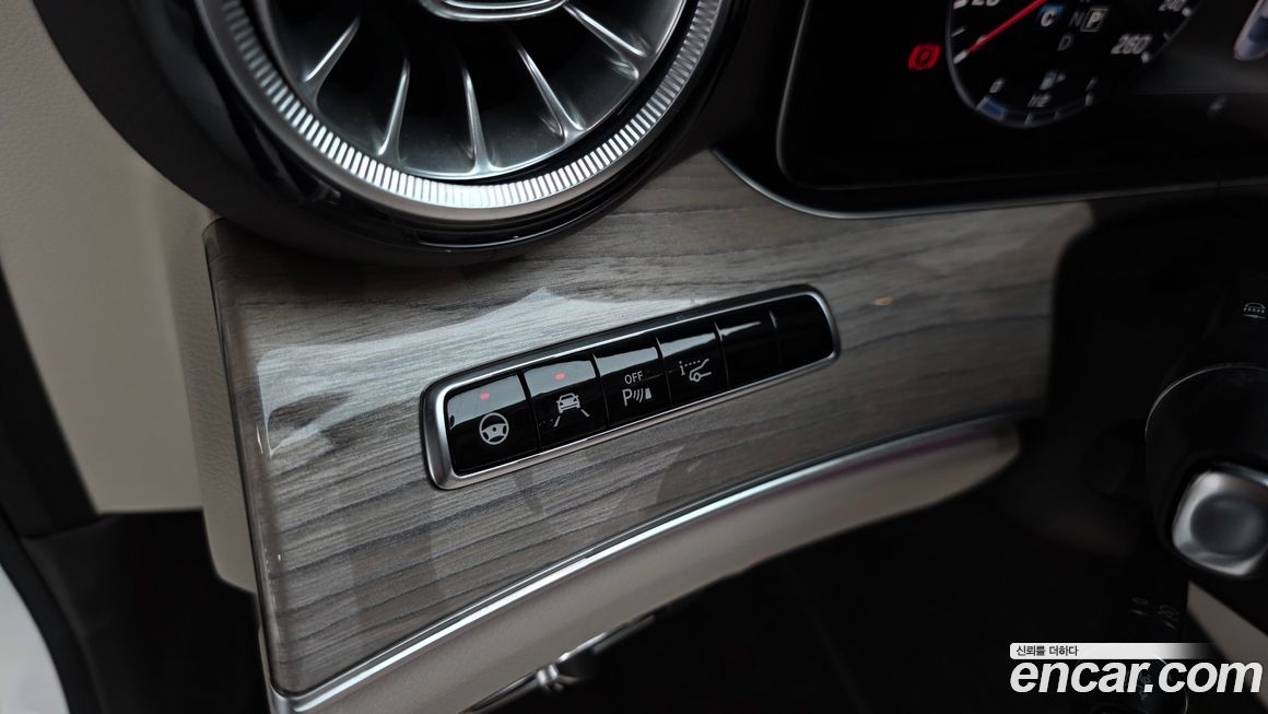 Mercedes-Benz E-Class 2017