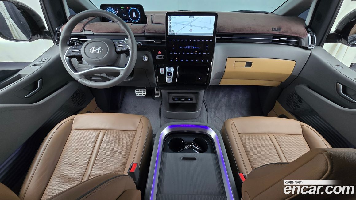 Hyundai Staria 2025