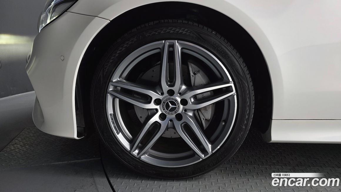 Mercedes-Benz E-Class 2017