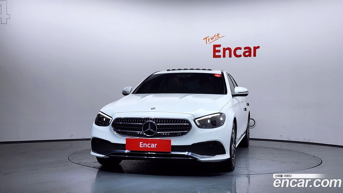 Mercedes-Benz E-Class 2021