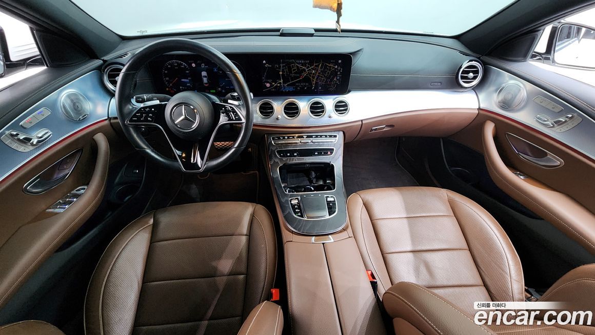 Mercedes-Benz E-Class 2021