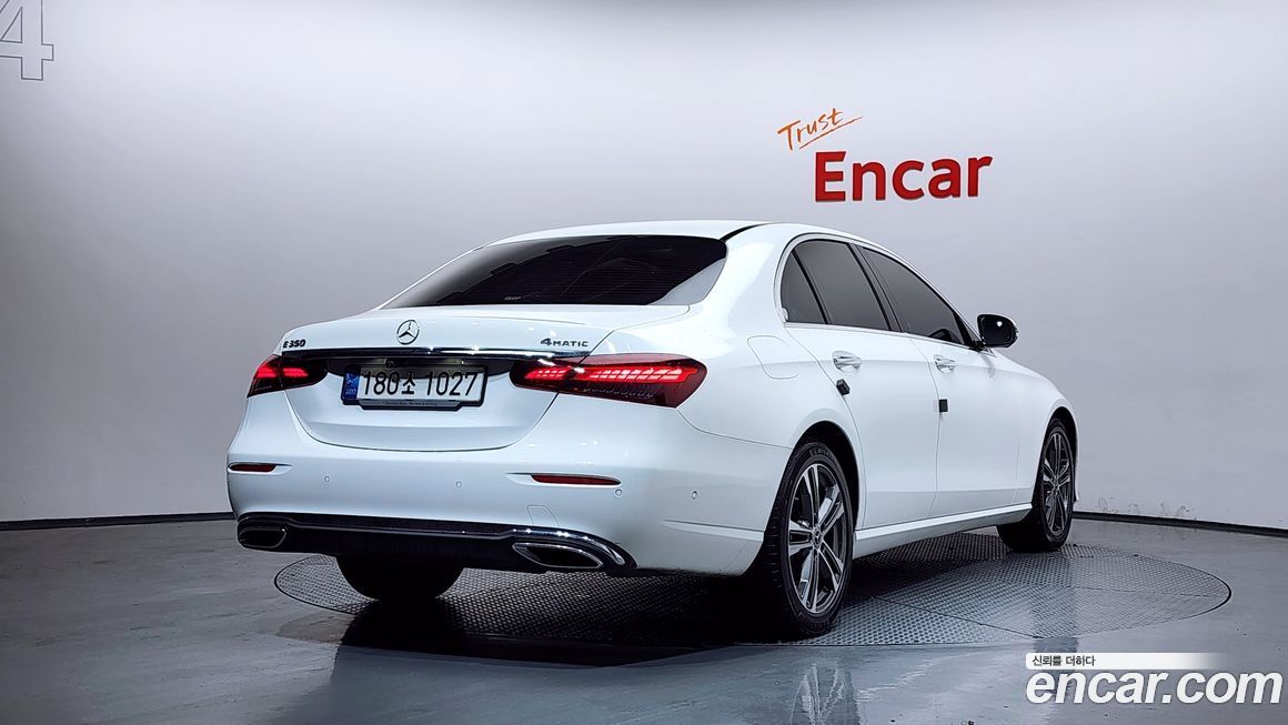 Mercedes-Benz E-Class 2021