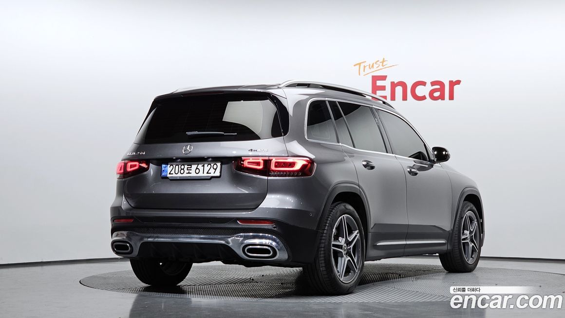 Mercedes-Benz GLB-Class 2021