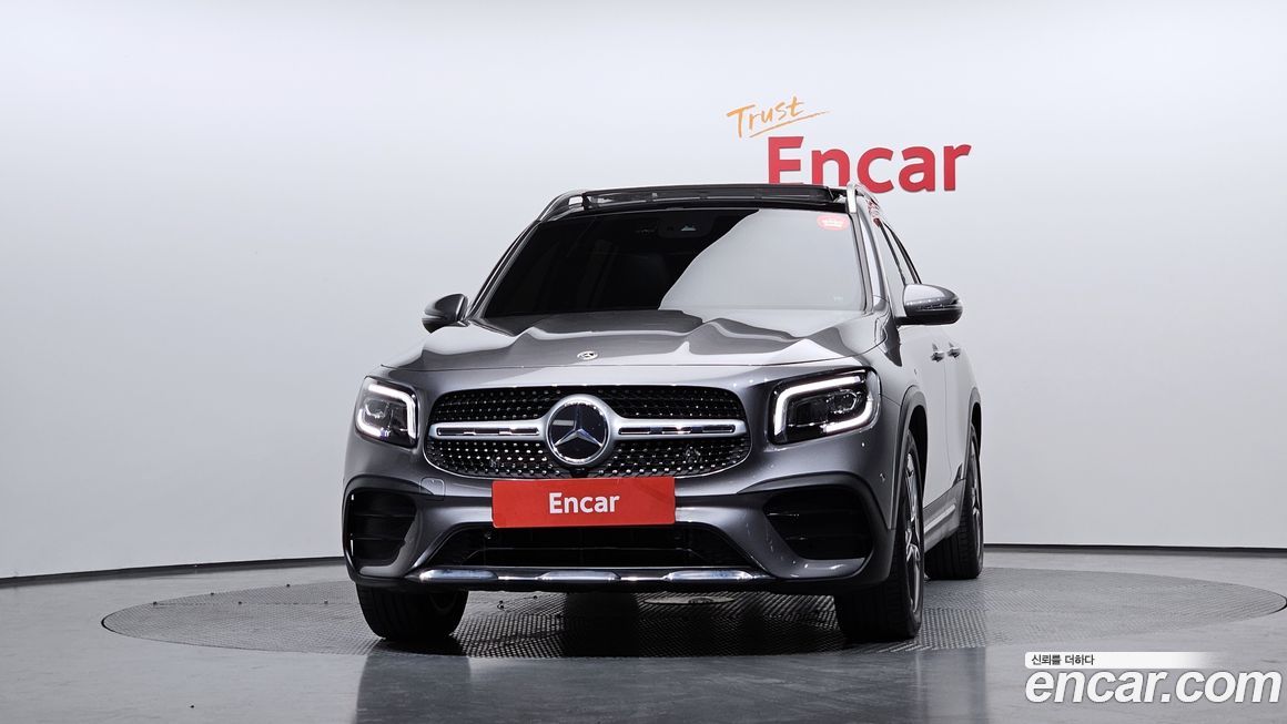 Mercedes-Benz GLB-Class 2021