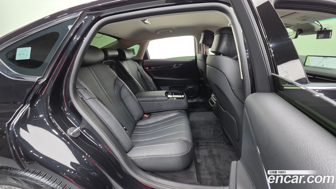 Genesis G80 2023