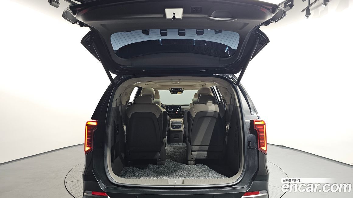 Kia Canival 2024