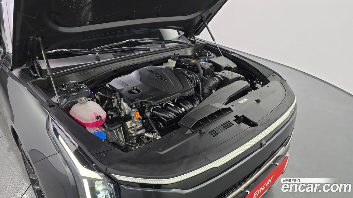 Kia K8 2025