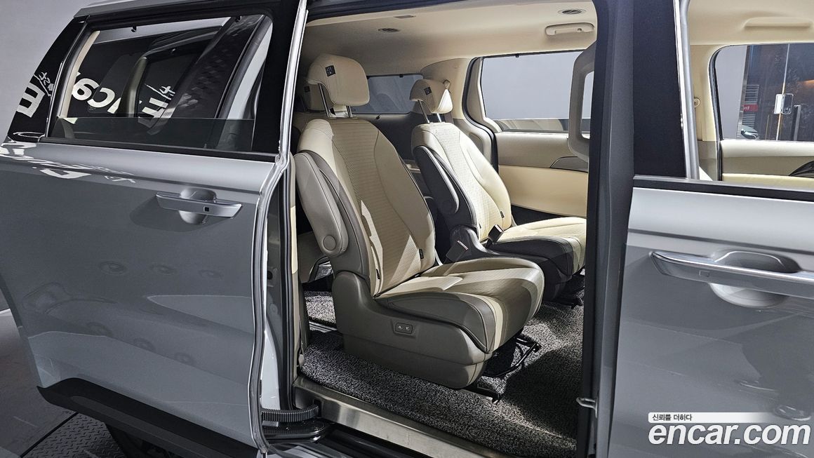 Kia Canival 2025