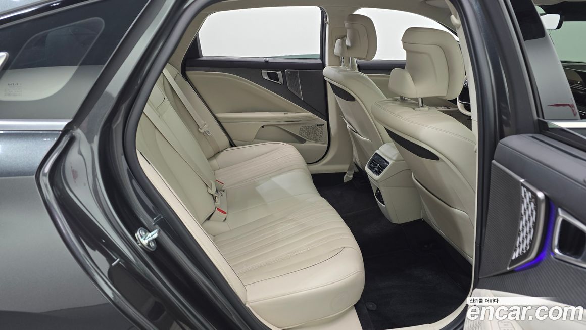 Kia K8 2025