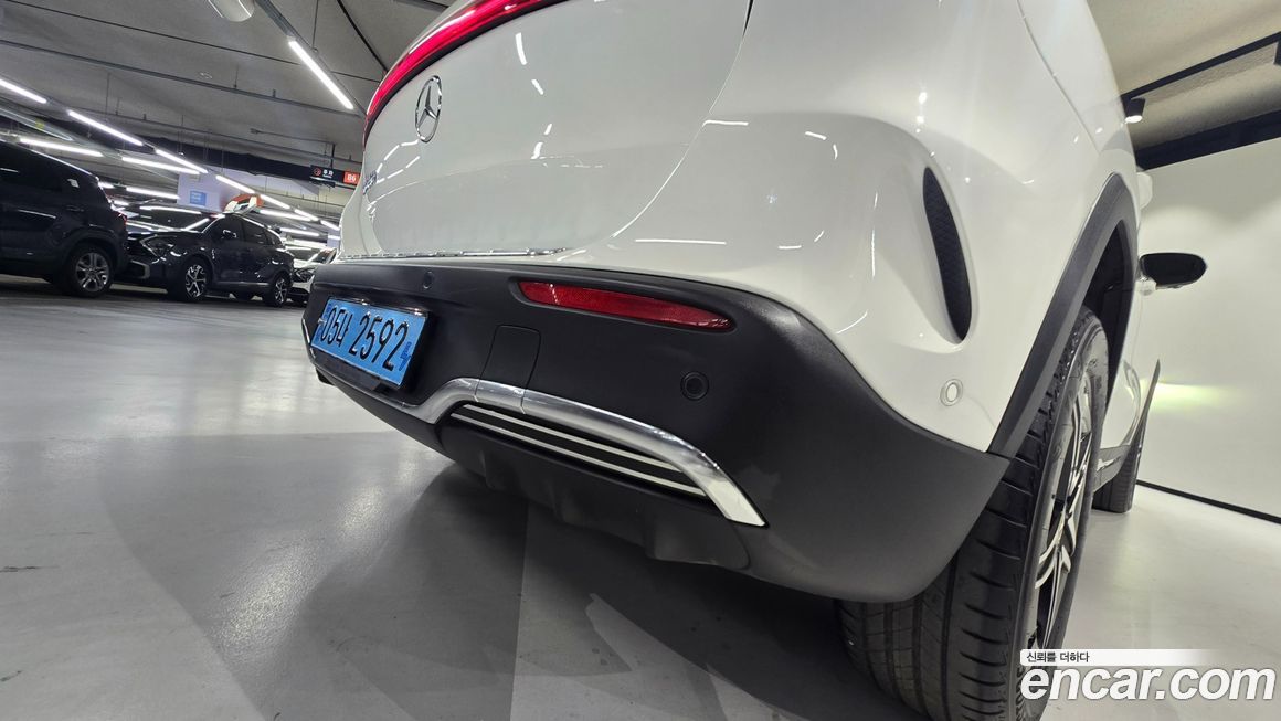 Mercedes-Benz EQA 2023