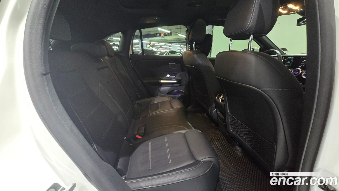 Mercedes-Benz EQA 2023