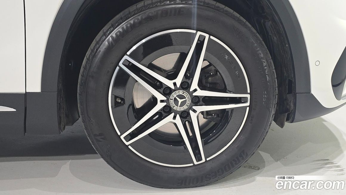 Mercedes-Benz EQA 2023