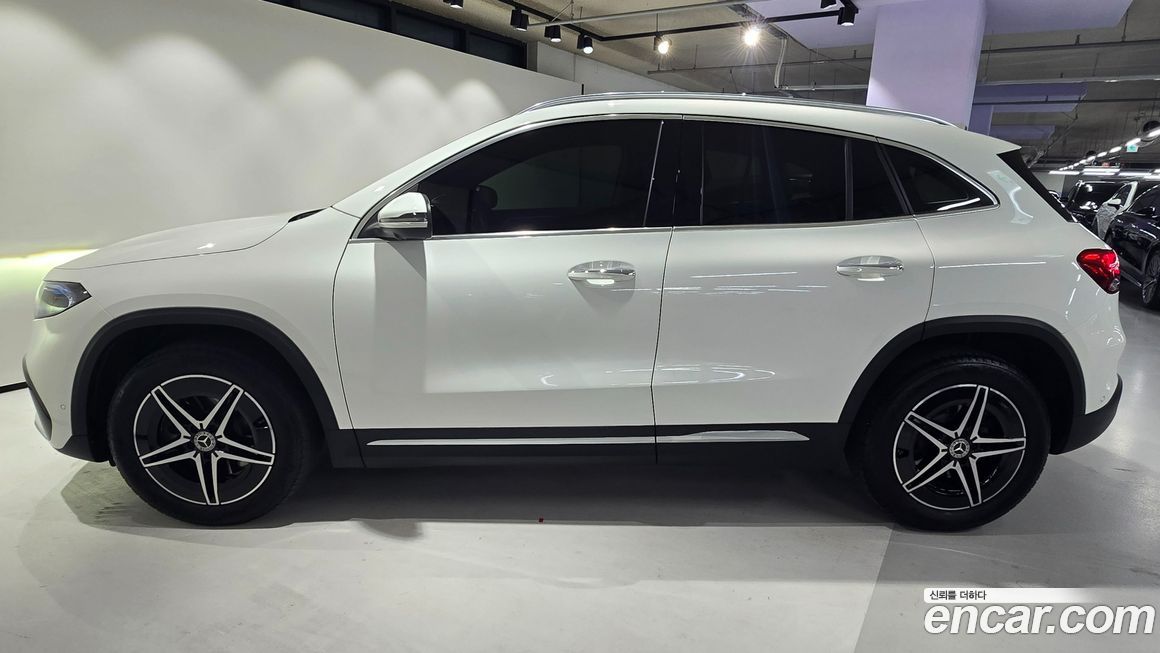 Mercedes-Benz EQA 2023