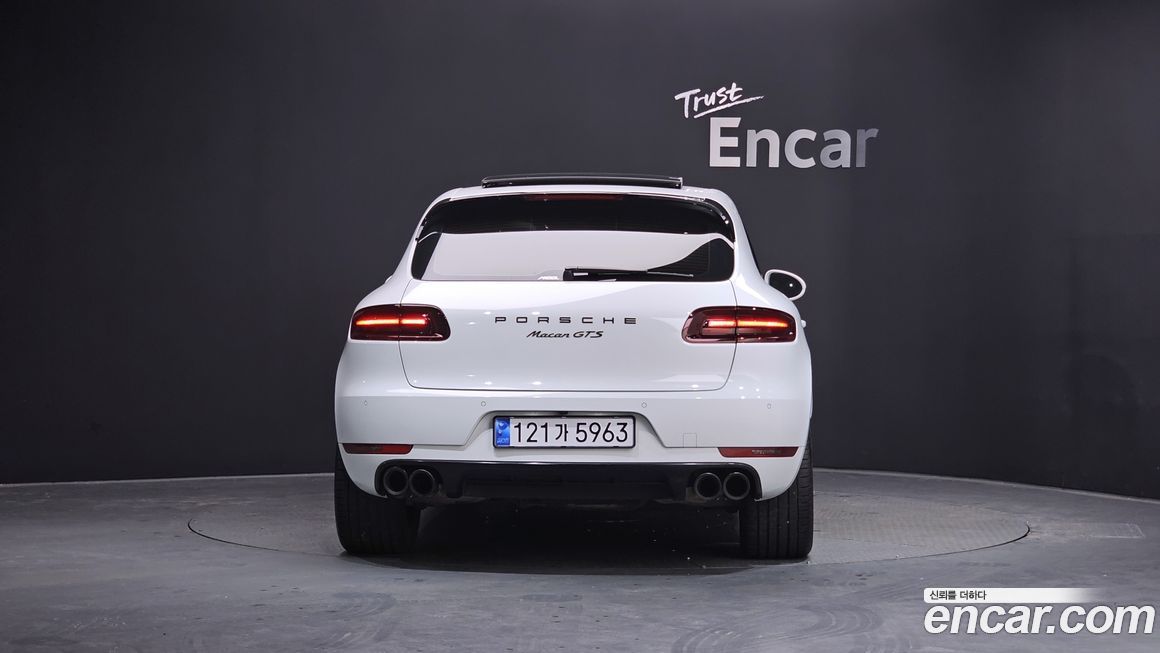 Porsche Macan 2018