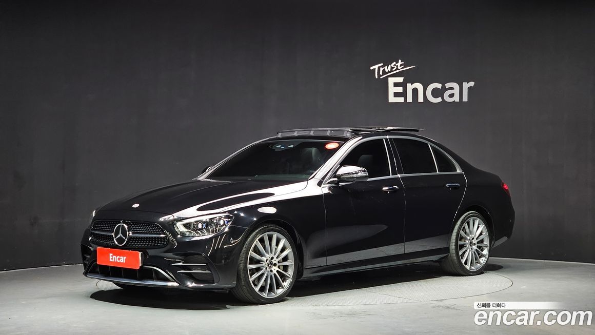 Mercedes-Benz E-Class 2022