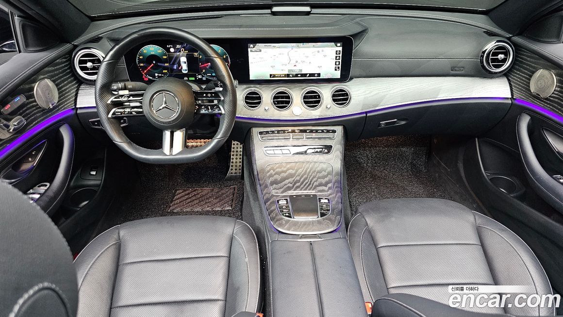 Mercedes-Benz E-Class 2022