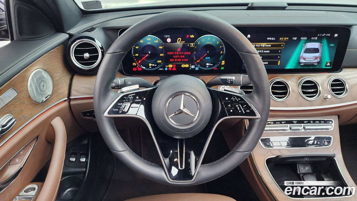 Mercedes-Benz E-Class 2021