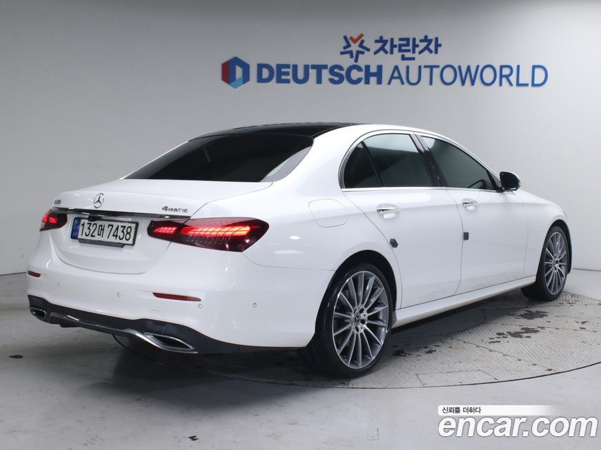 Mercedes-Benz E-Class 2021