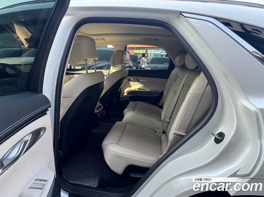 Genesis GV70 2024