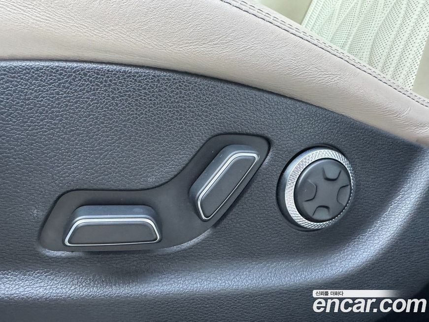 Genesis GV70 2024