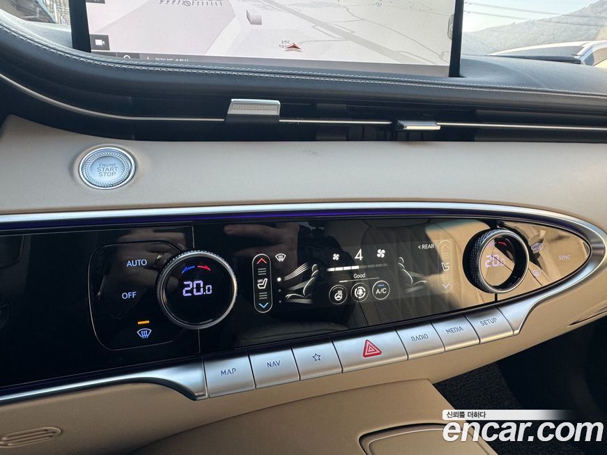 Genesis GV70 2024