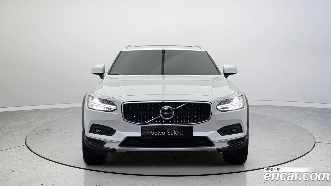 Volvo V90 2022