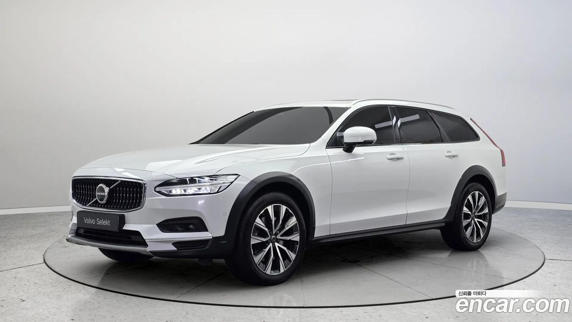 Volvo V90 2022