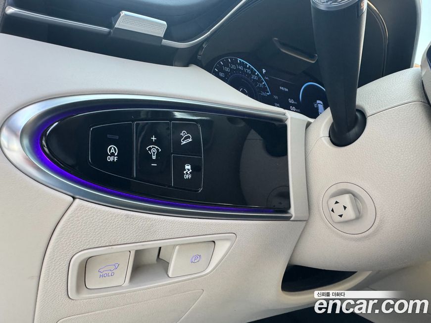 Genesis GV70 2024