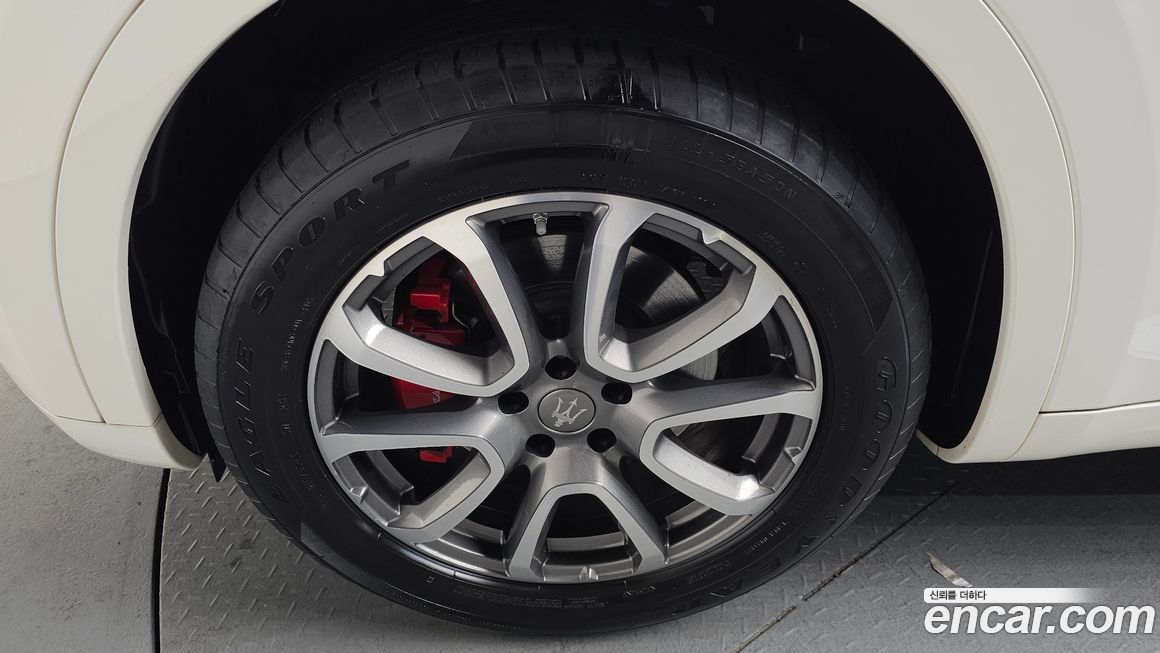 Maserati Levante 2019