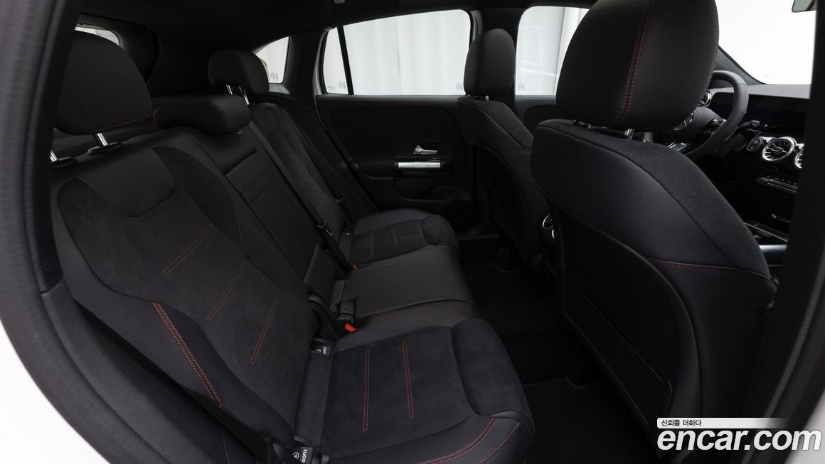 Mercedes-Benz GLA-Class 2026