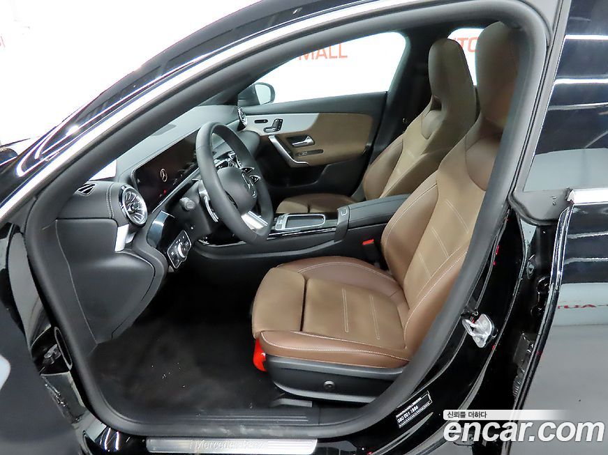 Mercedes-Benz CLA-Class 2025