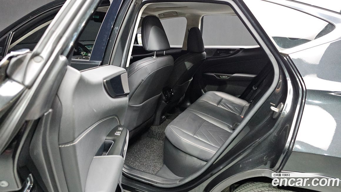 Lexus NX 2024