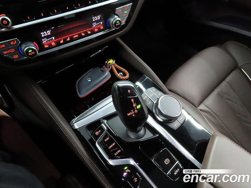 BMW Gran Turismo 2023