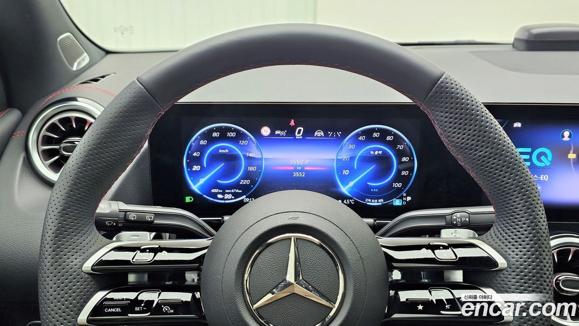 Mercedes-Benz EQA 2025