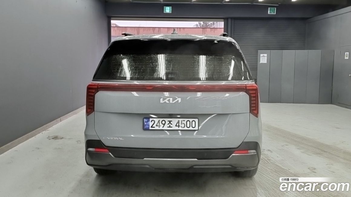 Kia Canival 2025