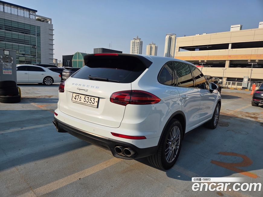 Porsche Cayenne 2015