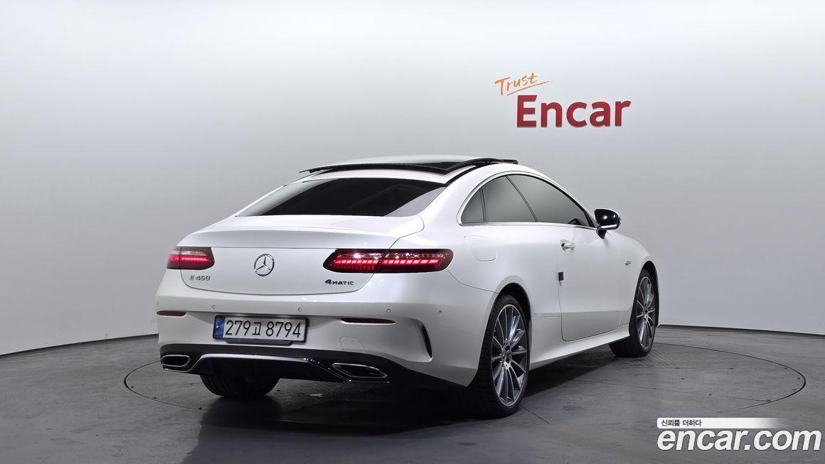 Mercedes-Benz E-Class 2021