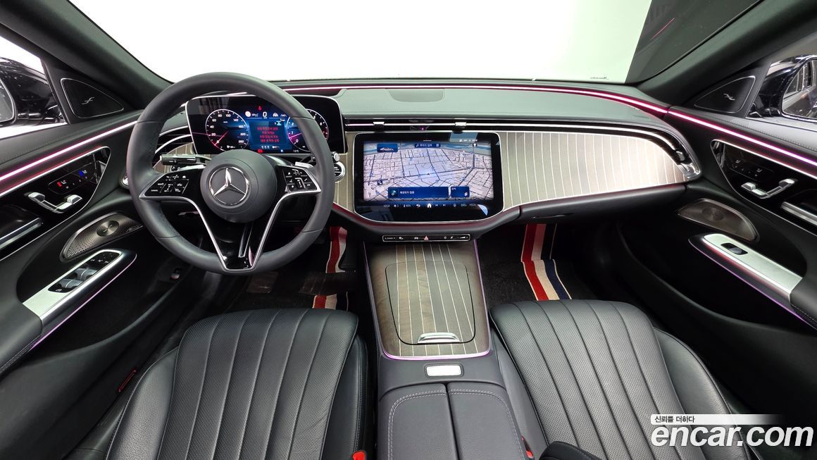Mercedes-Benz E-Class 2024