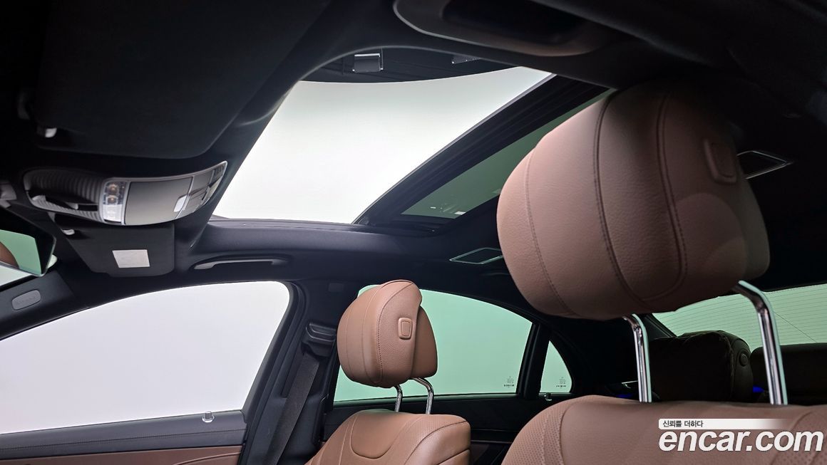 Mercedes-Benz S-Class 2020