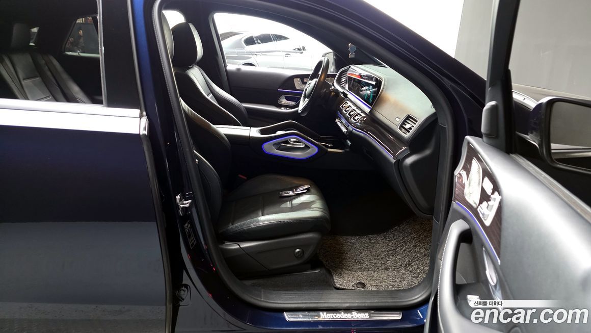 Mercedes-Benz GLE-Class 2021