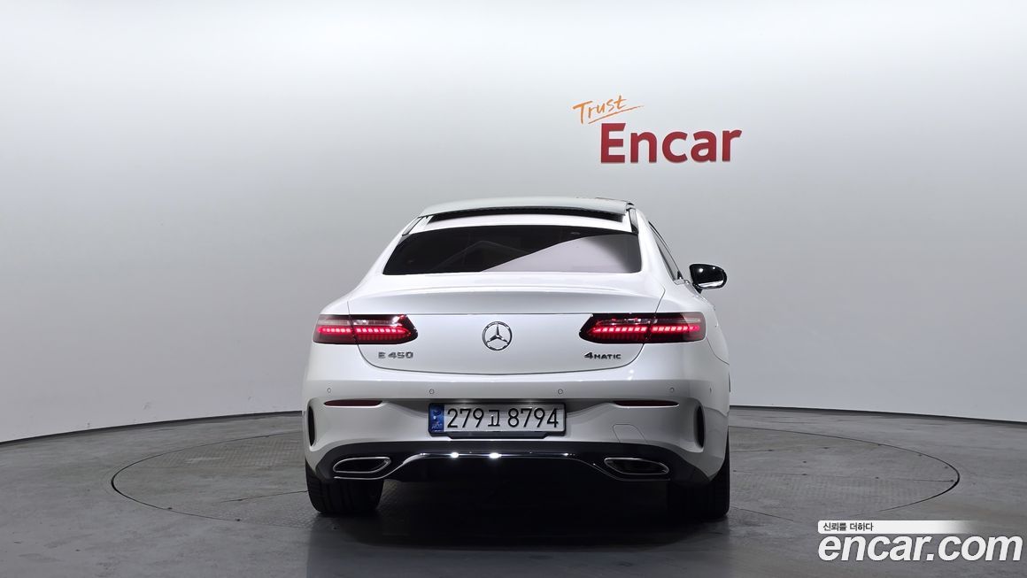 Mercedes-Benz E-Class 2021