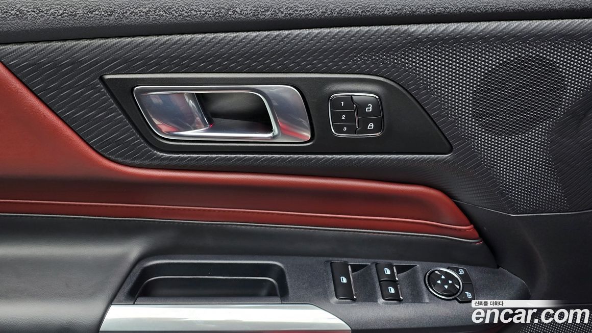 Ford Mustang 2024