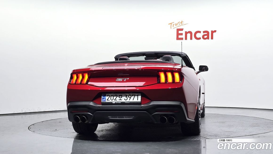 Ford Mustang 2024
