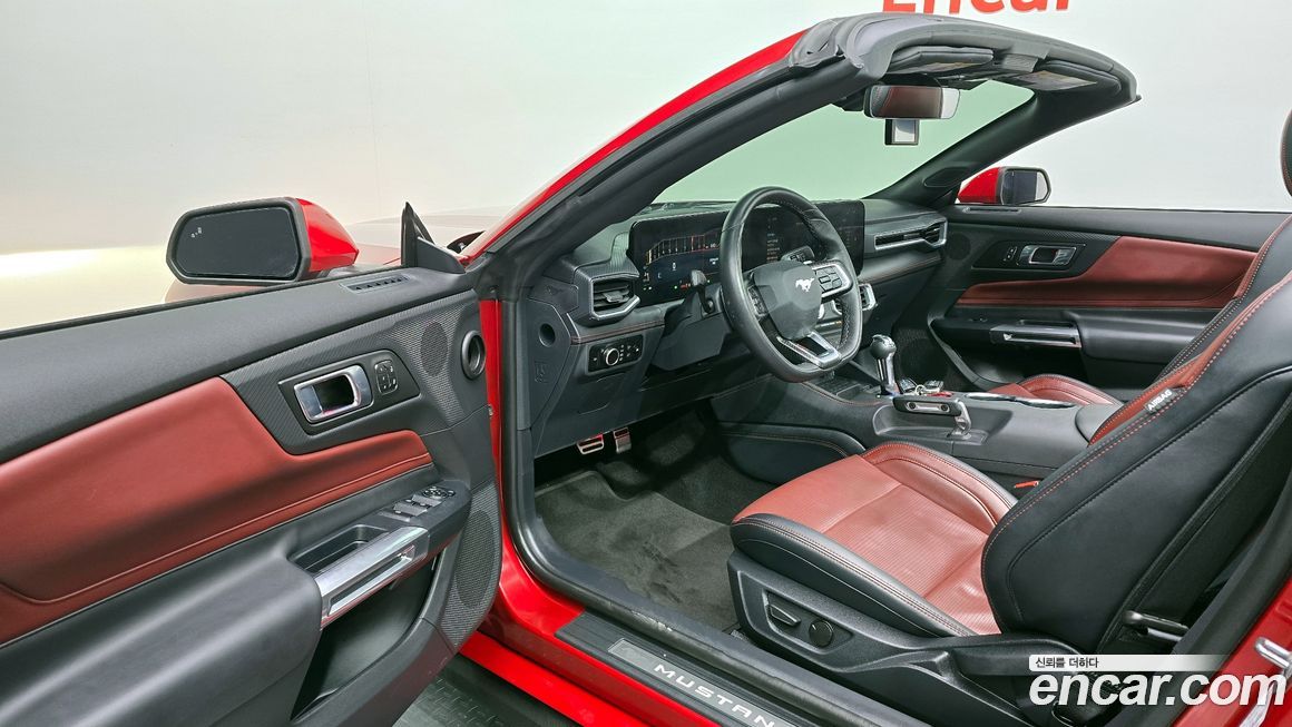 Ford Mustang 2024