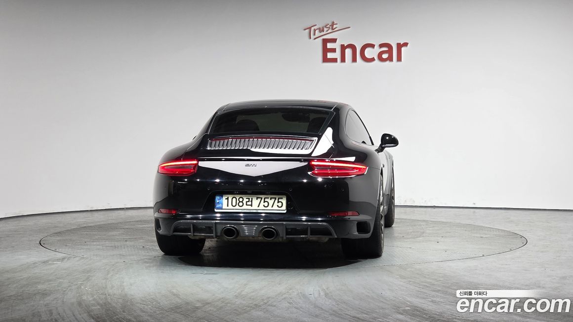 Porsche 911 2017