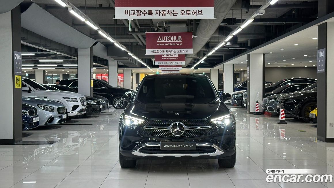 Mercedes-Benz GLC-Class 2025