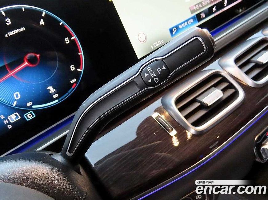 Mercedes-Benz GLE-Class 2021