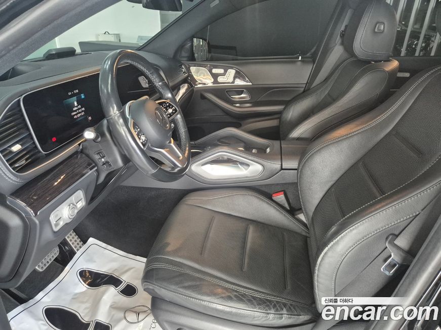 Mercedes-Benz GLE-Class 2021